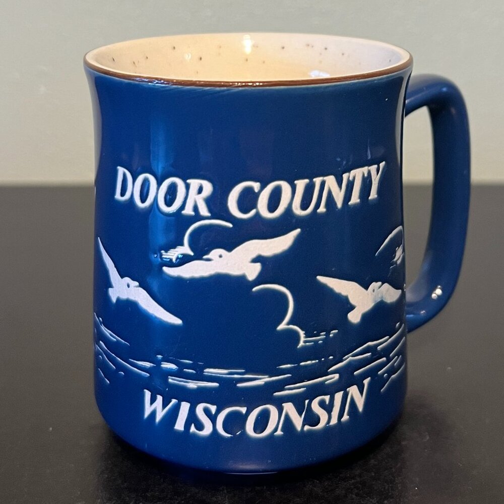 Otagiri DOOR COUNTY WISCONSIN Cobalt Blue Incised White Seagulls Souvenir Mug